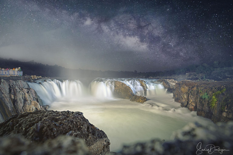 How to Shoot the Milky Way Using a DSLR. A Step-by-Step Tutorial by Sadiq Dastagir.