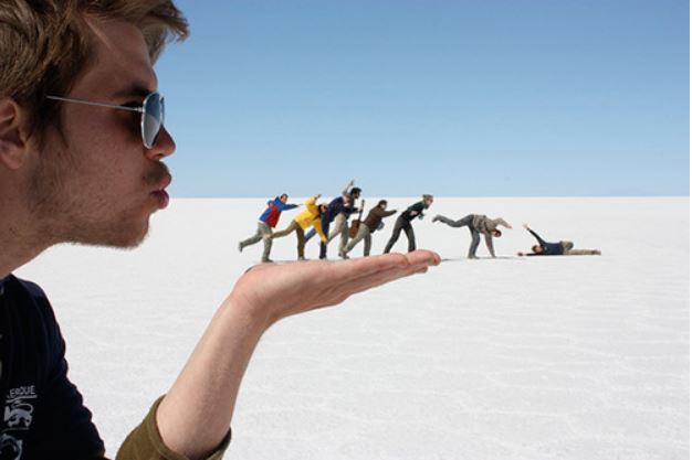 forced perspective photography ideas